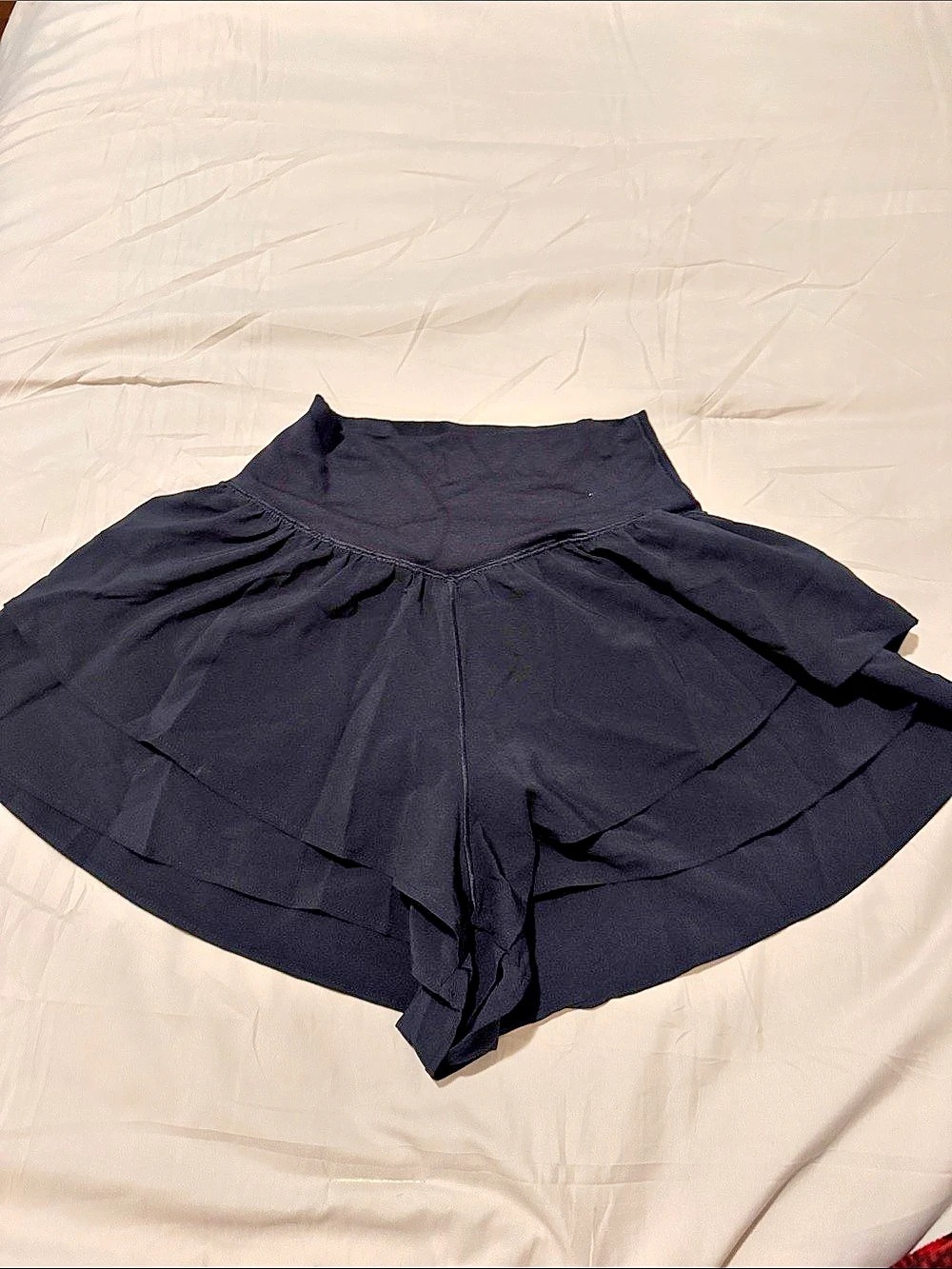 OFFLINE by Aerie Real Me Crossover Flowy Short Black XS Like New